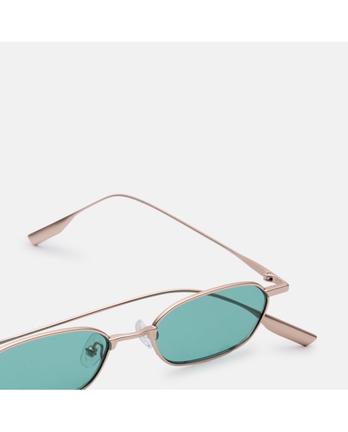 DISTRICT PEOPLE SOLE