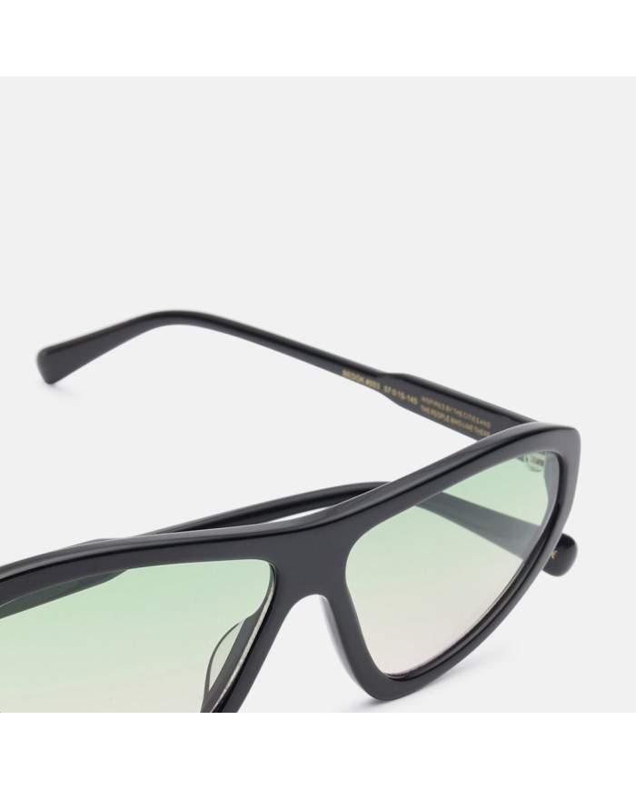 DISTRICT PEOPLE SOLE